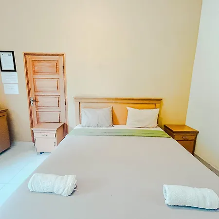 Lembah Rinjani Villa & Resto Syariah By Ecommerceloka Sembalunlawang Exterior photo