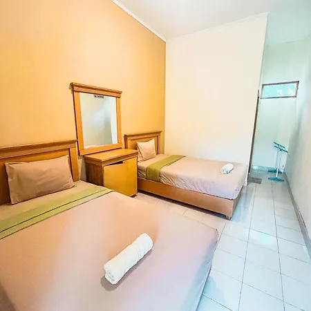 Lembah Rinjani Villa & Resto Syariah By Ecommerceloka Sembalunlawang Exterior photo