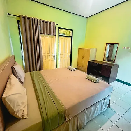 Lembah Rinjani Villa & Resto Syariah By Ecommerceloka Sembalunlawang Exterior photo