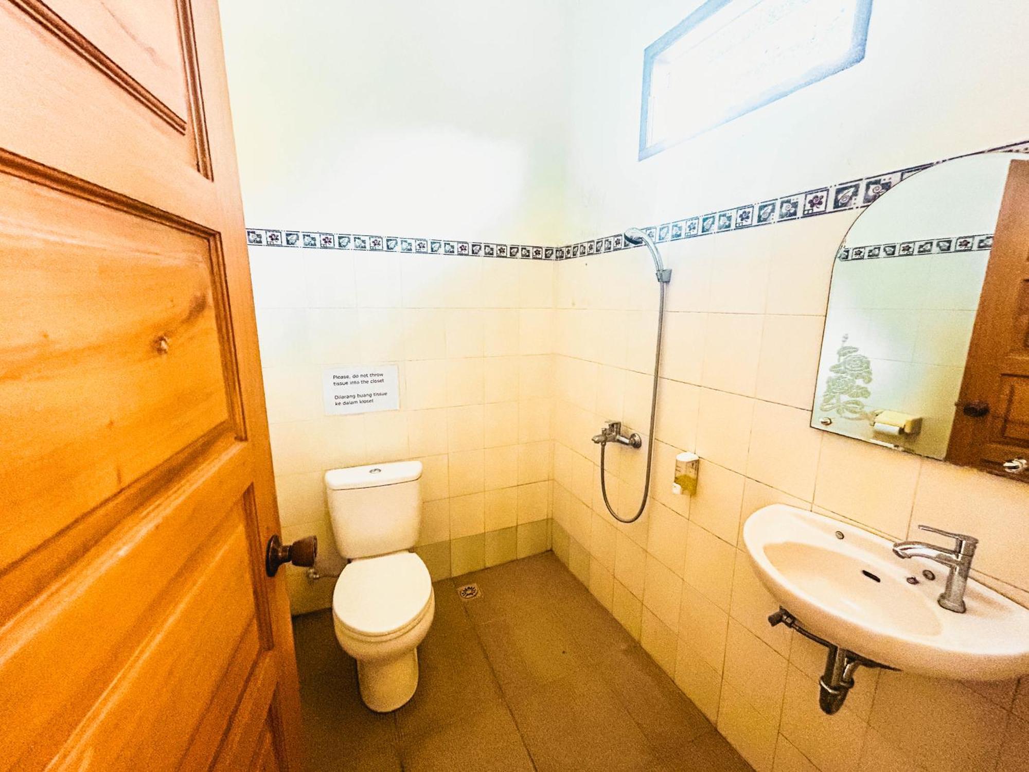 Lembah Rinjani & Resto Syariah By Ecommerceloka Homestay
